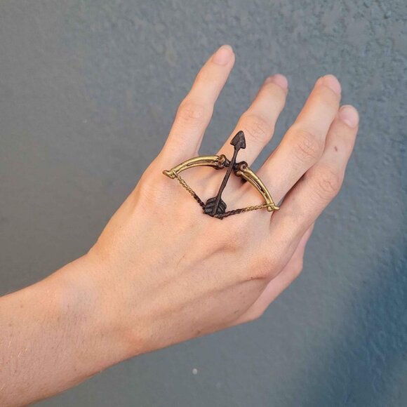 Bow and Arrow Statement Ring - Picture 1 of 3
